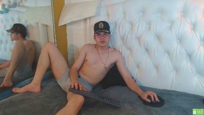 luca_white live cam on Cam4