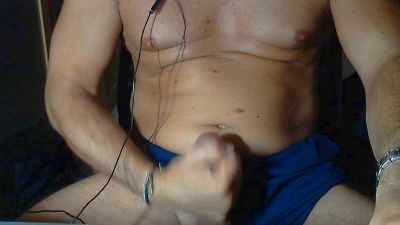 lucacaldo69 live cam on Cam4
