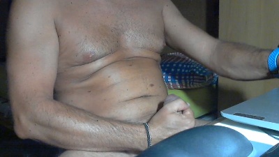 lucacaldo69 live cam on Cam4