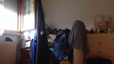 lucaluca8585 live cam on Cam4