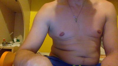 lucaluca8585 live cam on Cam4
