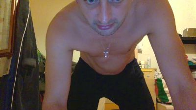lucaluca8585 live cam on Cam4