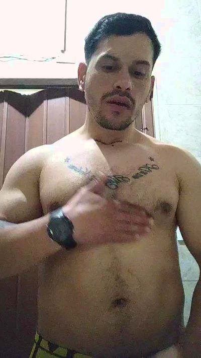 lucas7255 live cam on Cam4