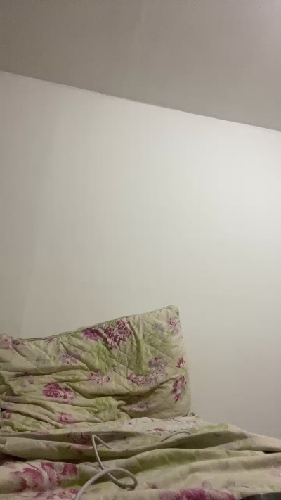 lucas7285 live cam on Cam4