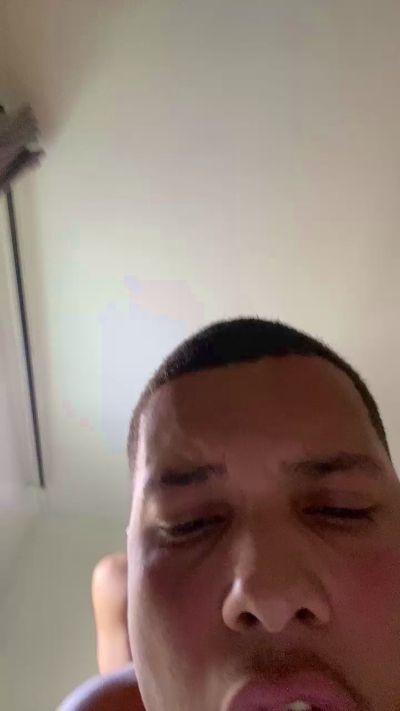 lucas7285 live cam on Cam4