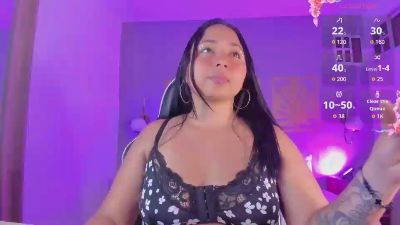 luccia_smith live cam on Cam4