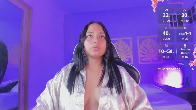 luccia_smith live cam on Cam4