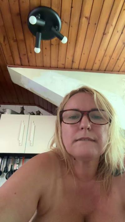 lucestellata live cam on Cam4