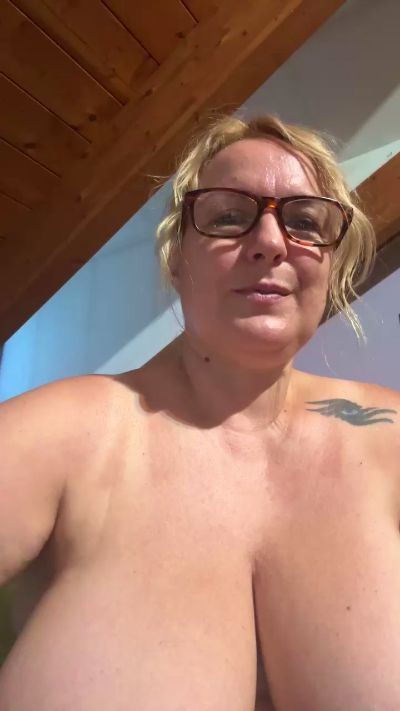 lucestellata live cam on Cam4