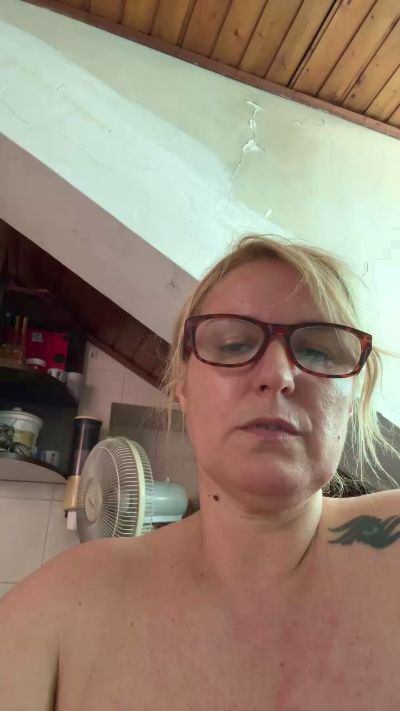 lucestellata live cam on Cam4