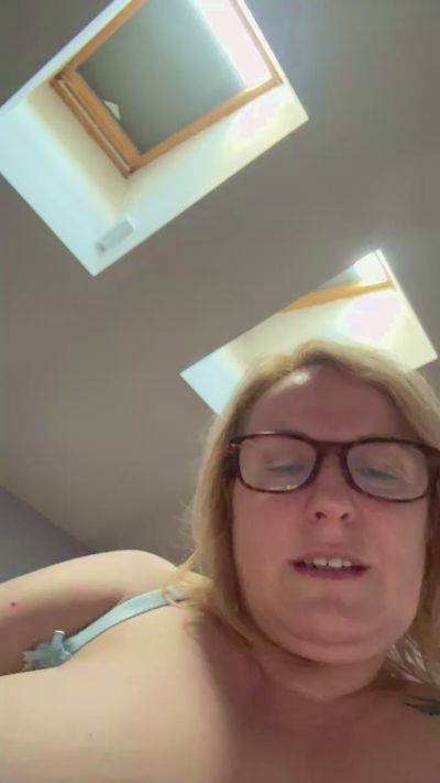 lucestellata live cam on Cam4