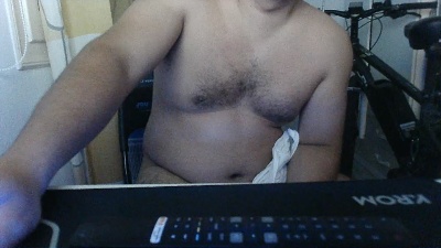 lucho2420 live cam on Cam4