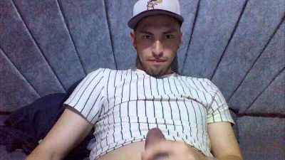 lucho_vergon live cam on Cam4