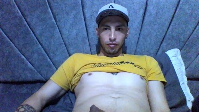 lucho_vergon live cam on Cam4