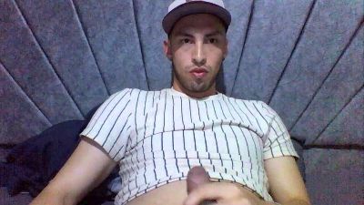 lucho_vergon live cam on Cam4