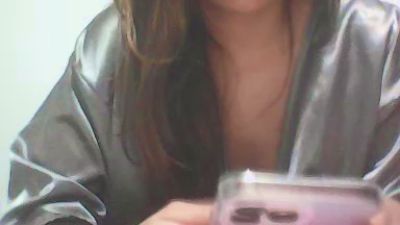 lucia398 live cam on Cam4