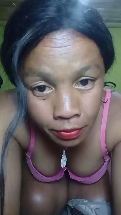 lucia3 live cam on Cam4