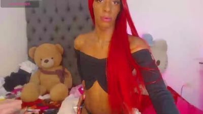 lucianadolll live cam on Cam4