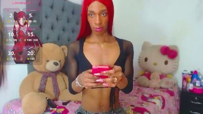 lucianadolll live cam on Cam4