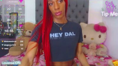 lucianadolll live cam on Cam4