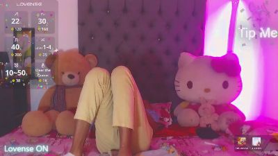 lucianadolll live cam on Cam4