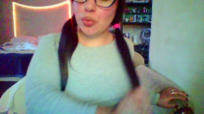 lucibadgrilxxx live cam on Cam4
