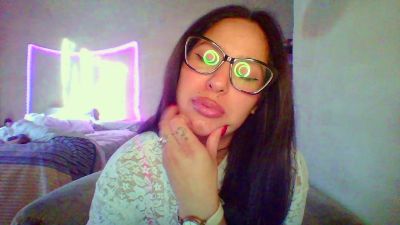 lucibadgrilxxx live cam on Cam4