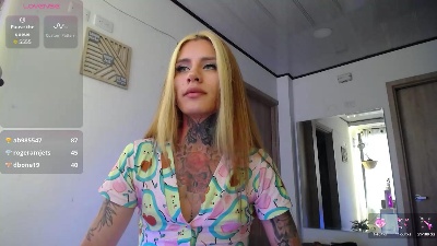 luciiana_lov3 live cam on Cam4