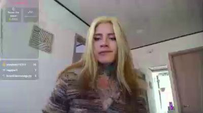 luciiana_lov3 live cam on Cam4
