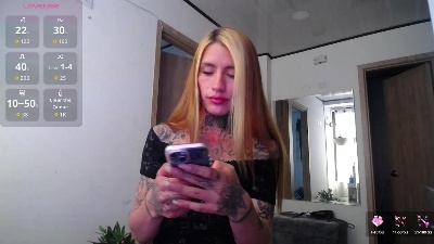 luciiana_lov3 live cam on Cam4