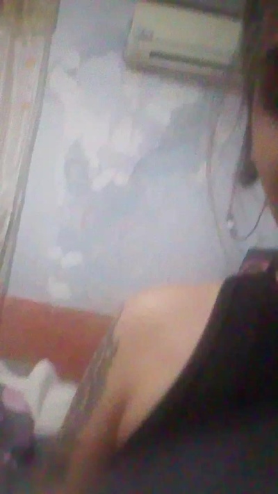 lucila2 live cam on Cam4