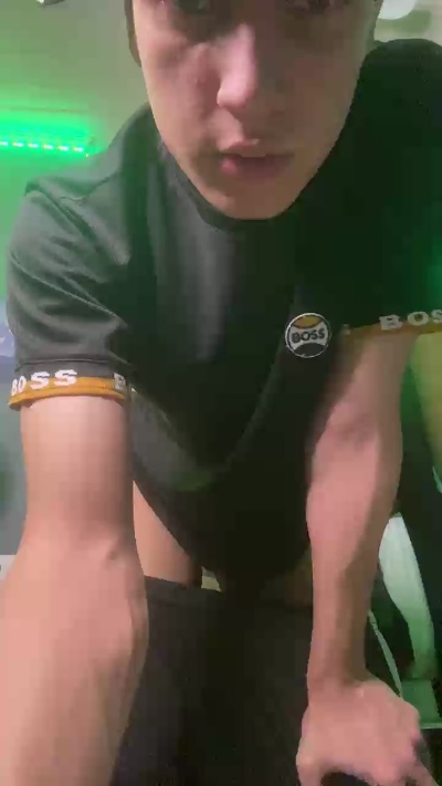 lucky867 live cam on Cam4