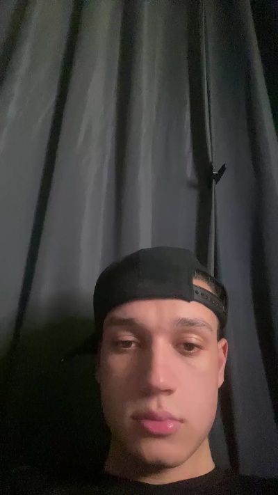 lucky867 live cam on Cam4