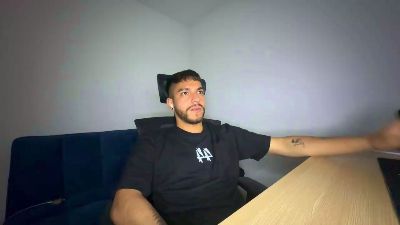 lucky_blessed live cam on Cam4