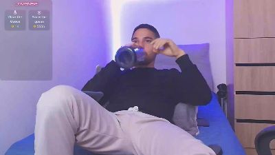 lucky_blessed live cam on Cam4