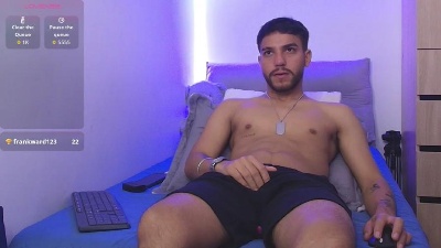 lucky_blessed live cam on Cam4