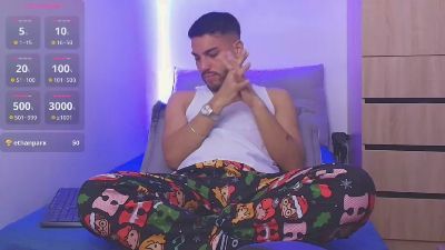lucky_blessed live cam on Cam4