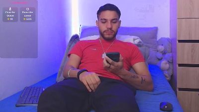 lucky_blessed live cam on Cam4