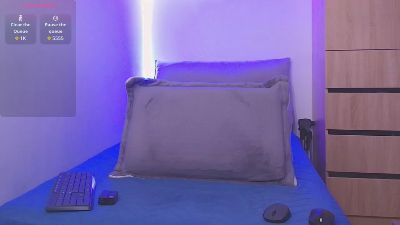 lucky_blessed live cam on Cam4