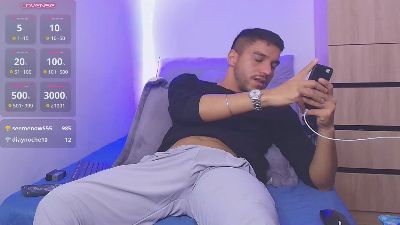 lucky_blessed live cam on Cam4