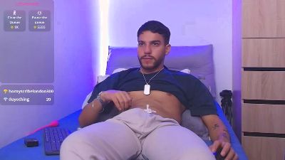 lucky_blessed live cam on Cam4