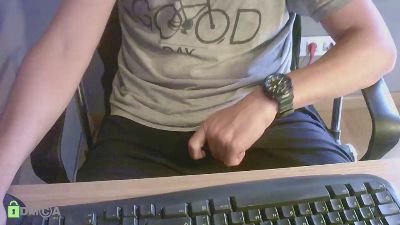 luckyluck4 live cam on Cam4
