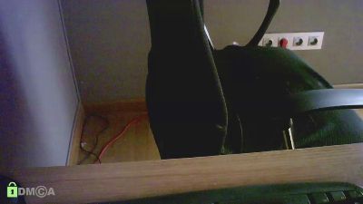 luckyluck4 live cam on Cam4