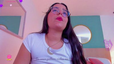 lucy_blue28_ live cam on Cam4