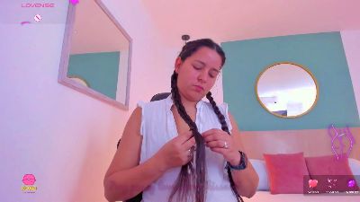 lucy_blue28_ live cam on Cam4