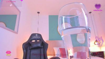 lucy_blue28_ live cam on Cam4