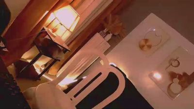 lucy_pearl live cam on Cam4