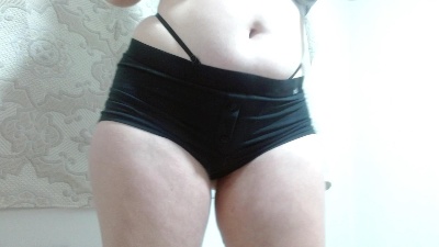 lucyredhead live cam on Cam4