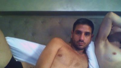ludo899 live cam on Cam4