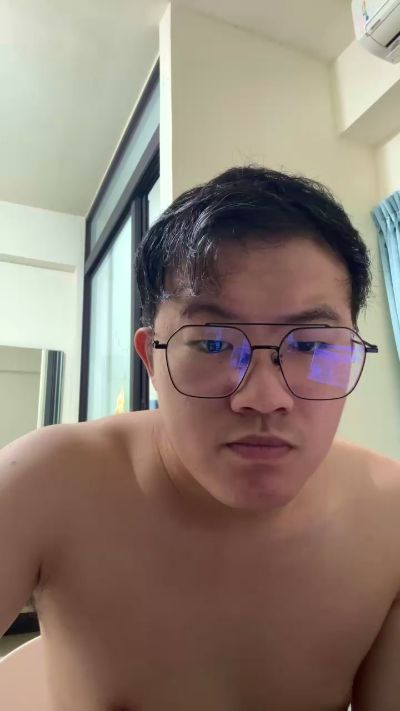 lues_8970 live cam on Cam4